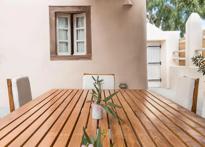 Kisiris Imerovigli (Santorini)