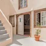 Kisiris Imerovigli (Santorini)