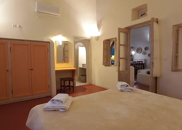 Kisiris Villa Imerovigli (Santorini)