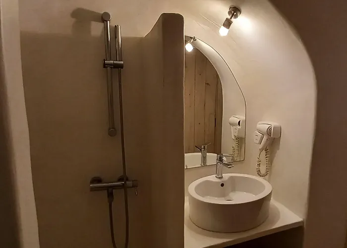 Kisiris Villa Imerovigli (Santorini)