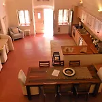 Kisiris Vila