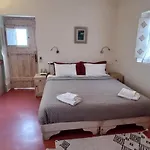 Kisiris Vila