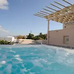 Kisiris Vila *