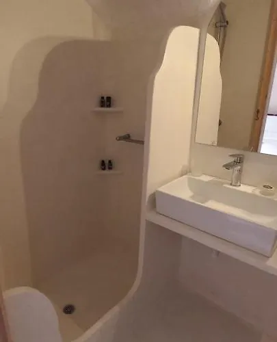 Kisiris * Imerovigli (Santorini)